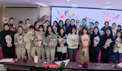 自尊 自负 自立 自强——记岳阳mg冰球突破2024三八女神节开放女性力量