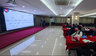 学致使用，赋能未来——岳阳mg冰球突破2025《高效力人士的七个习惯》想书分享会
